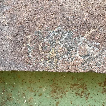 Σπίτι διακοπών Charming Renovated Stone In Historic Village