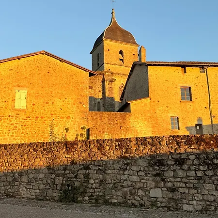 Charming Renovated Stone In Historic Village Brigueuil