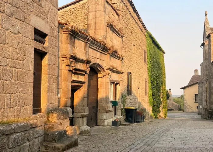 Charming Renovated Stone In Historic Village *